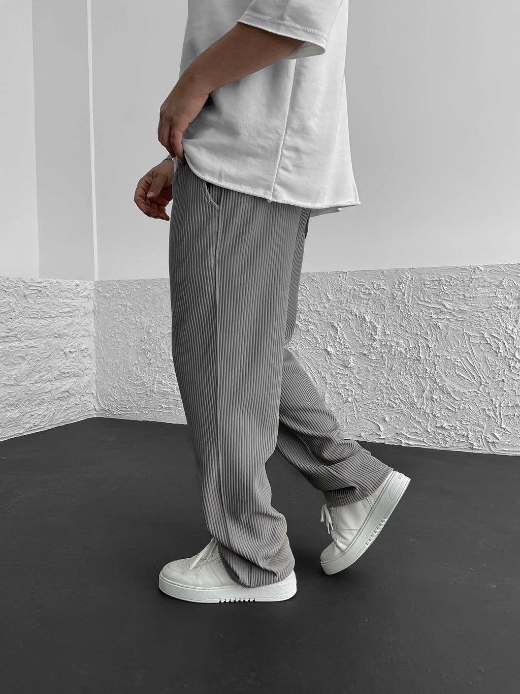 Column™ – Rib-Tube Baggy Trouser